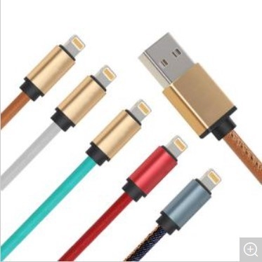셀룰라 전화 이동할 수 있는 충전기 케이블, USB 3.0 PU는 아이폰을 위한 빠른 책임 데이터 케이블을 덮었습니다